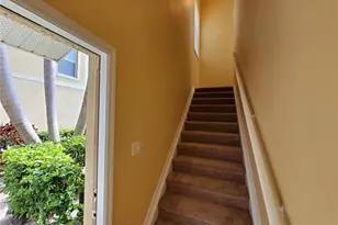 3468 Parkridge Cir, Sarasota, FL 34243 - Photo 4