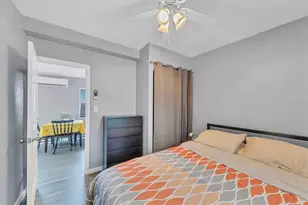 2305 Novus St, Sarasota, FL 34237 - Photo 6