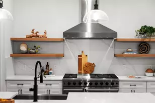 597 Buttonwood Dr, Longboat Key, FL 34228 - Photo 24