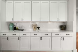 597 Buttonwood Dr, Longboat Key, FL 34228 - Photo 38