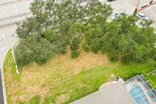 1101 N Cypress Point Dr, Venice, FL 34293 - Photo 18