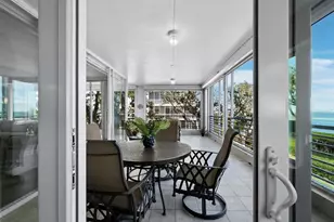 2410 Harbourside Dr, Longboat Key, FL 34228 - Photo 34