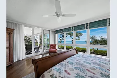 2410 Harbourside Drive #121, Longboat Key, FL 34228 - Photo 32