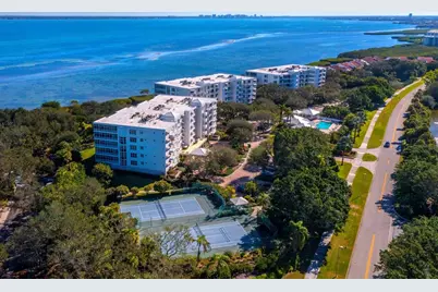2410 Harbourside Drive #121, Longboat Key, FL 34228 - Photo 44