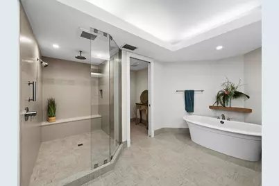 2410 Harbourside Drive #121, Longboat Key, FL 34228 - Photo 36