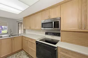 515 Rousseau Dr, Nokomis, FL 34275 - Photo 18