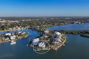 1300 Tangier Way, Sarasota, FL 34239 - Photo 2