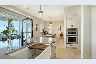 1300 Tangier Way, Sarasota, FL 34239 - Photo 12