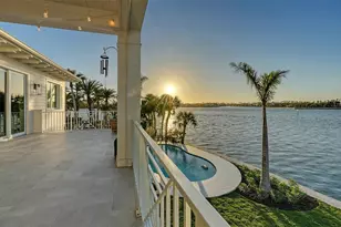 1300 Tangier Way, Sarasota, FL 34239 - Photo 30