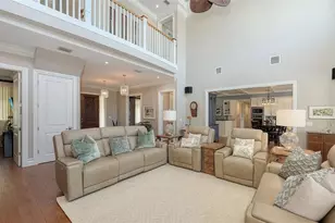 1543 Eastbrook Dr, Sarasota, FL 34231 - Photo 14