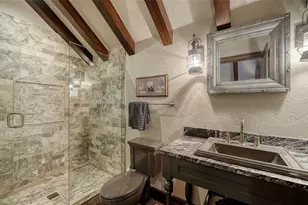 1543 Eastbrook Dr, Sarasota, FL 34231 - Photo 50