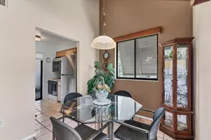 3073 Willow Green, Sarasota, FL 34235 - Photo 12