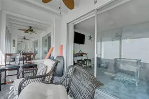 7000 Beach Plaza, Saint Pete Beach, FL 33706 - Photo 10