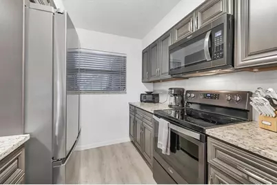 1249 Dockside Place #110, Sarasota, FL 34242 - Photo 8