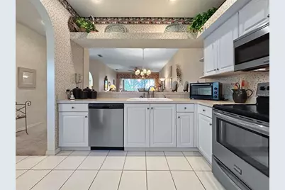 5712 Cottonwood Street, Bradenton, FL 34203 - Photo 10