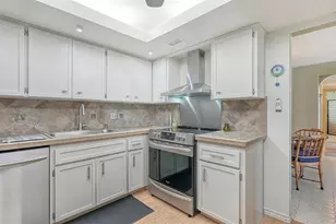 2301 Gulf of Mexico Dr, Longboat Key, FL 34228 - Photo 10