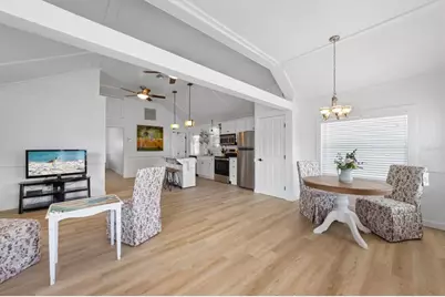 2408 Avenue B, Bradenton Beach, FL 34217 - Photo 8