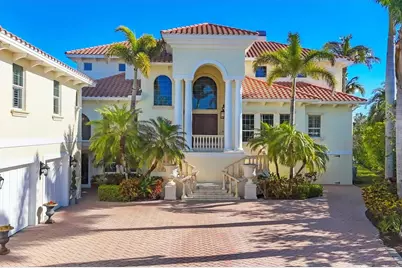 1137 N Lake Shore Drive, Sarasota, FL 34231 - Photo 10
