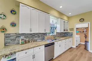 4811 Summertree Rd, Venice, FL 34293 - Photo 20