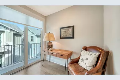 512 Laurel Park Drive, Sarasota, FL 34236 - Photo 28