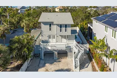 462 Island Circle, Sarasota, FL 34242 - Photo 1