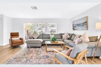 2921 Captiva Drive, Sarasota, FL 34231 - Photo 6