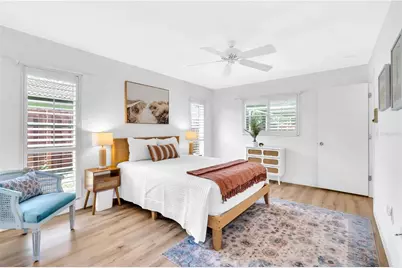 2921 Captiva Drive, Sarasota, FL 34231 - Photo 14