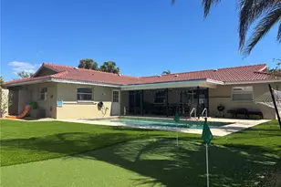 2921 Captiva Dr, Sarasota, FL 34231 - Photo 44