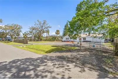 7018 13th Avenue E, Bradenton, FL 34208 - Photo 24