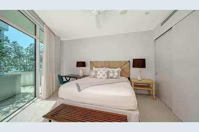 280 Golden Gate Point #400, Sarasota, FL 34236 - Photo 22