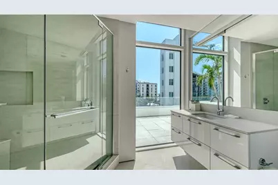 280 Golden Gate Point #400, Sarasota, FL 34236 - Photo 26