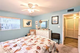 2057 Sunset Dr, Bradenton, FL 34207 - Photo 22