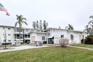 2057 Sunset Dr, Bradenton, FL 34207 - Photo 34