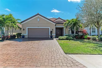 4632 Benito Court, Lakewood Ranch, FL 34211 - Photo 2