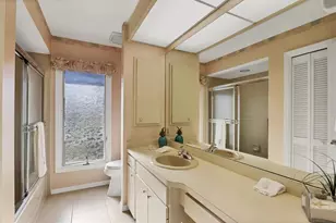 3825 Wilshire Cir, Sarasota, FL 34238 - Photo 24