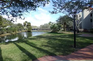 4555 Bay Club Dr, Bradenton, FL 34210 - Photo 12