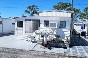 10315 Cortez Rd W, Bradenton, FL 34210 - Photo 4