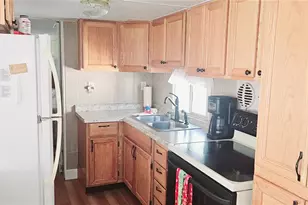 10315 Cortez Rd W, Bradenton, FL 34210 - Photo 16