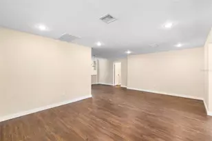 1739 16th Ave S, Saint Petersburg, FL 33712 - Photo 14