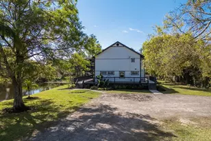 1471 Arcadia Ave, Sarasota, FL 34232 - Photo 44