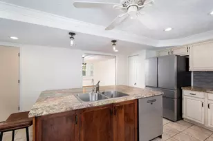 1471 Arcadia Ave, Sarasota, FL 34232 - Photo 12