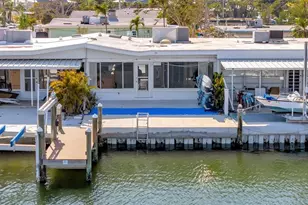 15 Seaside Ct, Holmes Beach, FL 34217 - Photo 4