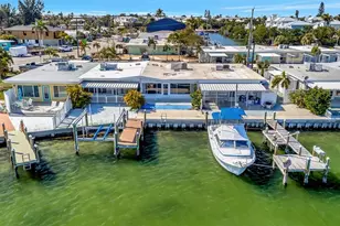 15 Seaside Ct, Holmes Beach, FL 34217 - Photo 40