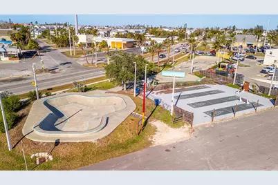 15 Seaside Court, Holmes Beach, FL 34217 - Photo 32