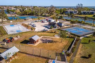 15 Seaside Ct, Holmes Beach, FL 34217 - Photo 30