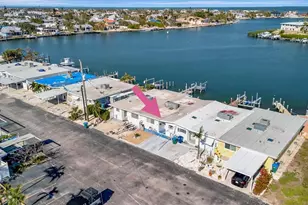 15 Seaside Ct, Holmes Beach, FL 34217 - Photo 10