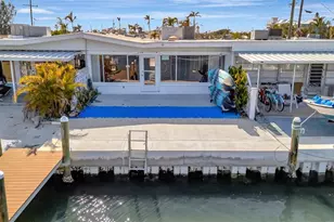 15 Seaside Ct, Holmes Beach, FL 34217 - Photo 8