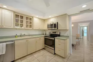 1 Benjamin Franklin Dr, Sarasota, FL 34236 - Photo 22