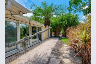 2212 6th Street W, Palmetto, FL 34221 - Photo 48