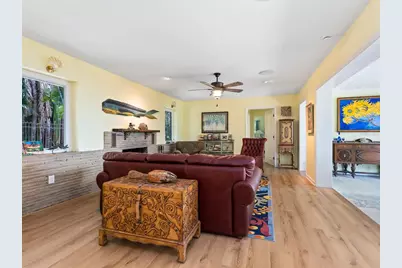 2212 6th Street W, Palmetto, FL 34221 - Photo 10